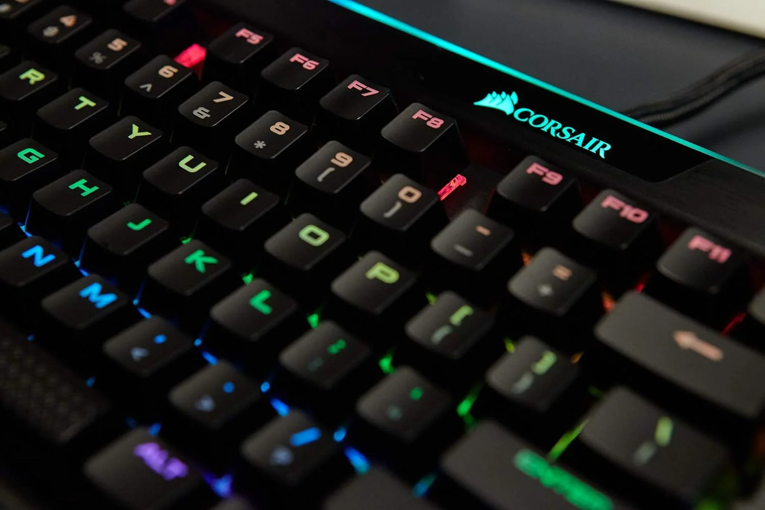 Corsair Clavier K95 RGB PLTN MX Speed Noir Ref: CH-9127014-FR - Image 15